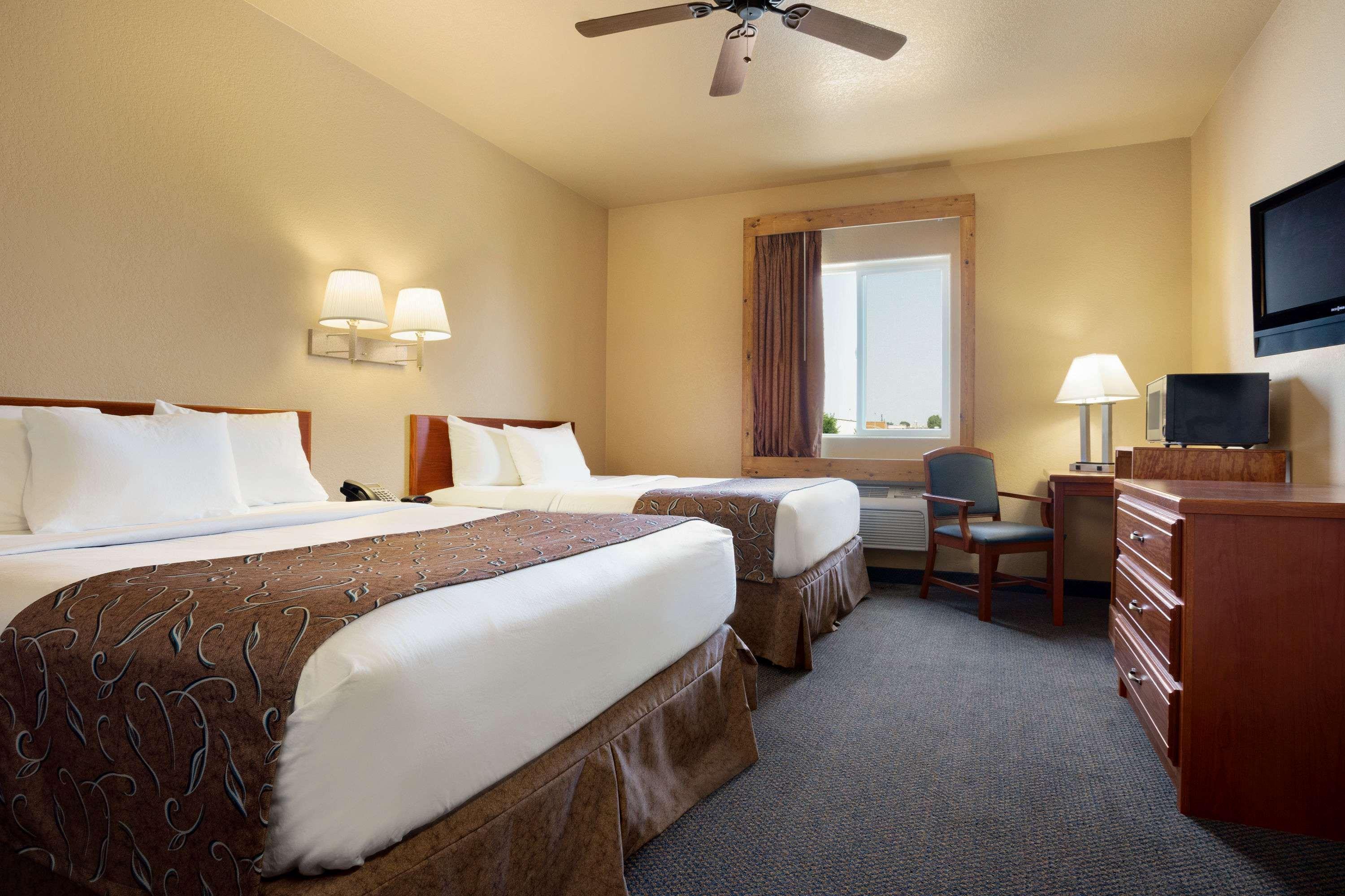 Travelodge by Wyndham Gillette Eksteriør bilde